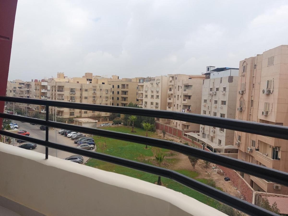 Prestigious Sideshops * Cairo