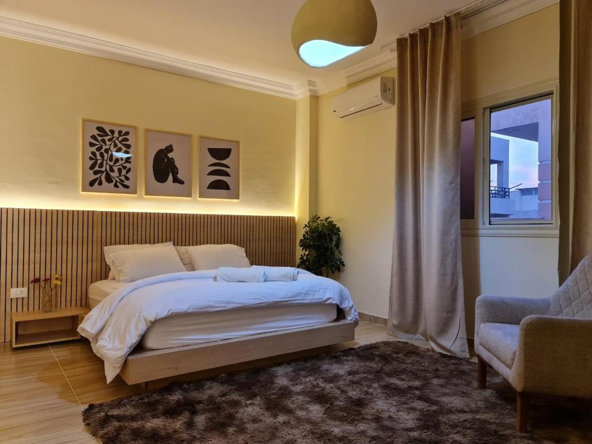 Prestigious Sideshops Apartment *